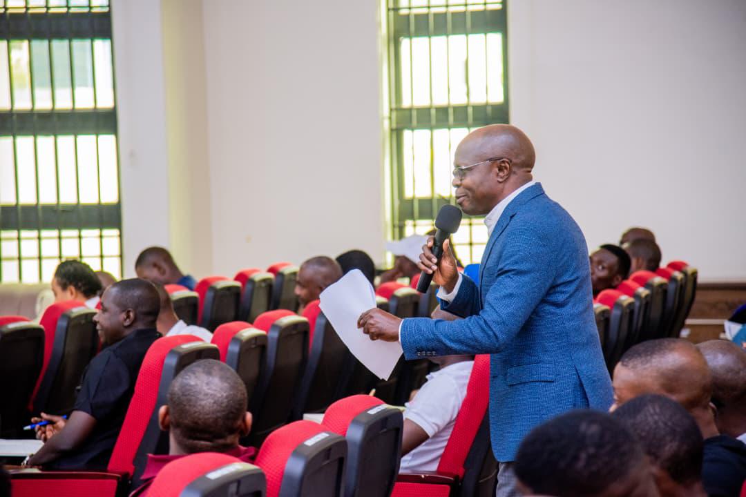 PoliceNG's tweet image. PPROS CONFERENCE 2025: Day 3

Our dedicated PPROs engaged with faculty experts, focusing on critical issues and best practices essential for enhancing their professional roles.