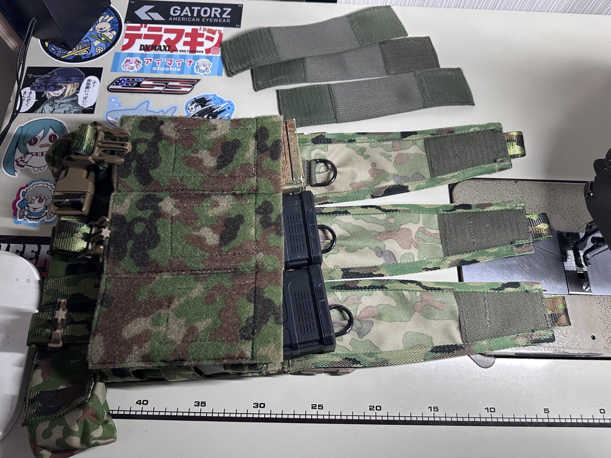 製作依頼品 陸自迷彩 プラカード 6弾倉収納 20連用アダプター×3 銃剣