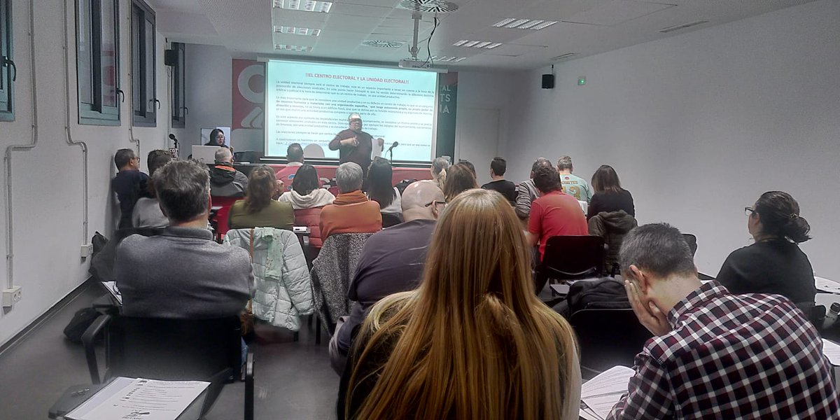 CGTBarcelona's tweet image. 🔉 Hoy toca “Curso Básico/Práctico de Elecciones Sindicales” 📚 en @CGT Barcelona.

Formación para luchar 👊🏽

# anarcosindicalismo #formaciónsindical #eleccionessindicales #eess