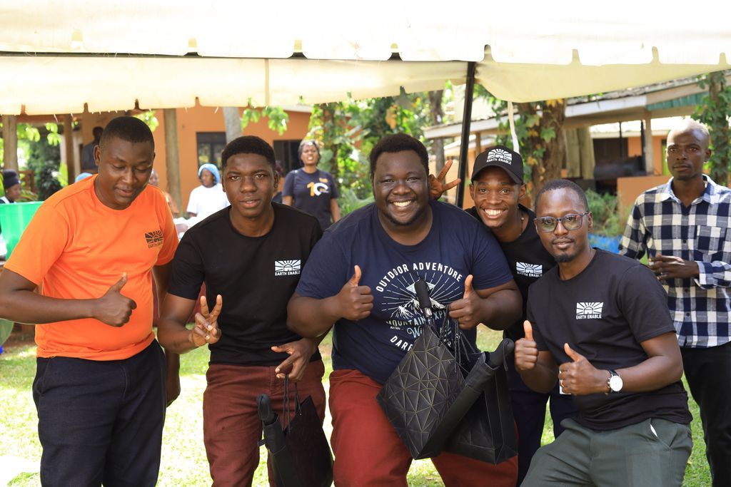 EarthEnable tweet media