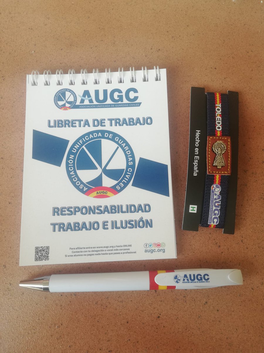 AUGC_Toledo's tweet photo. 📣 Visitando hoy los núcleos operativos @guardiacivil de #Mora y #Menasalbas entregando merchandising, calendarios y cartelería a las Unidades. 

Atendiendo a todo el personal e informando los servicios que presta @AUGC_Comunica 🇪🇸
.@
#AfiliateAUGC
#PreafiliateAUGC
#AUGCContigo https://t.co/L7zAeNAR7P