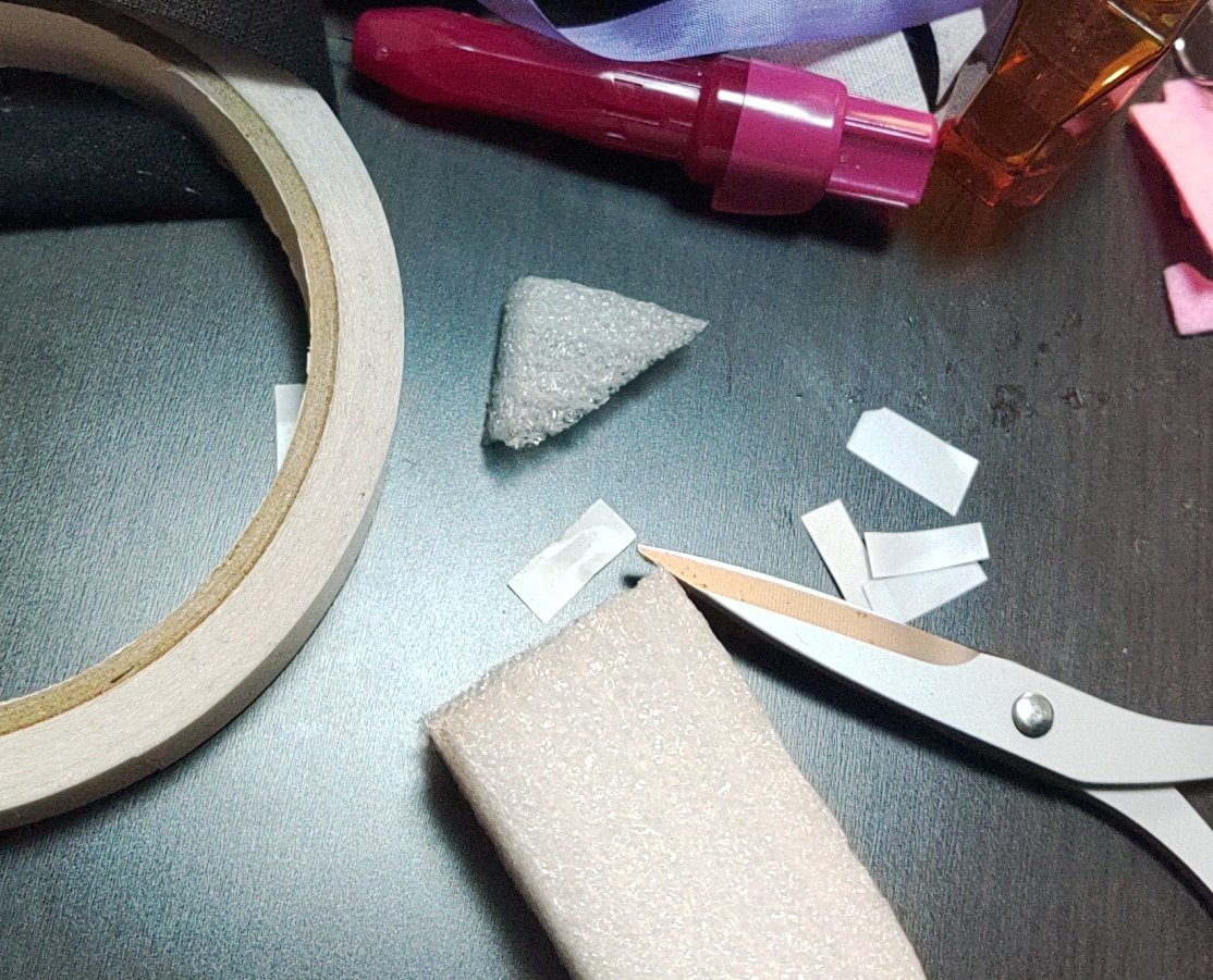 uranus_4921's tweet photo. 《Personal Advice Points for CC Dolls》

＞With double-sided tape and foam or cushioning material, you can bring out the charm of the CC doll's indented areas (especially the gear parts on the head)~♪ https://t.co/QVjJuVMTu2