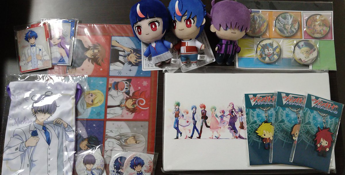 スリーブやプレイマットのサプライも用意していますが、珍しい