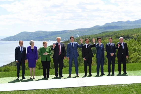 🚨 🇺🇸 TRUMP WANTS A NEW G7, MINUS EUROPE: YES, REALLY

The Trump administration is reportedly weighing a plan to ditch Europe and form an all-new economic alliance with just the U.S., Japan, South Korea, Canada, and Australia.

The idea? Build a “like-minded” bloc that bypasses