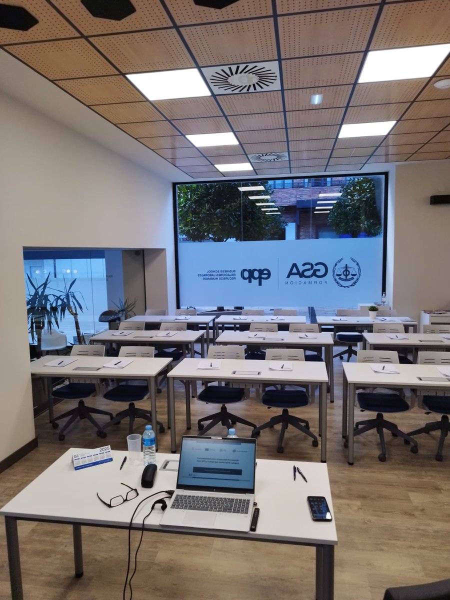 ¡Últimas plazas para la jornada de mañana, reincluyendo talento!

👉 Inscríbete aquí: acortar.link/AnbAMI

#GraduadosSociales #IncapacidadPermanenteyTrabajo