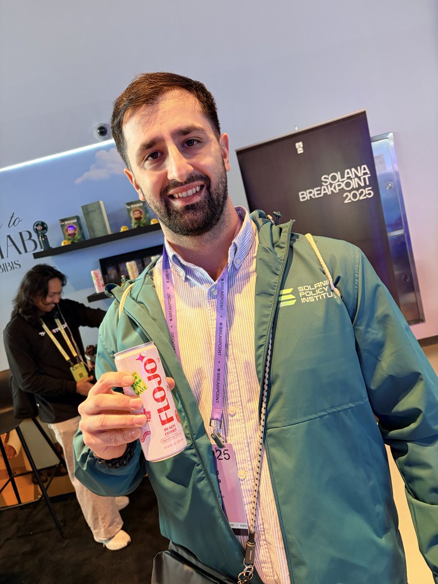 Got my SPARK on with <a href="/DrinkFlojo/">FLOJO ✨</a> !