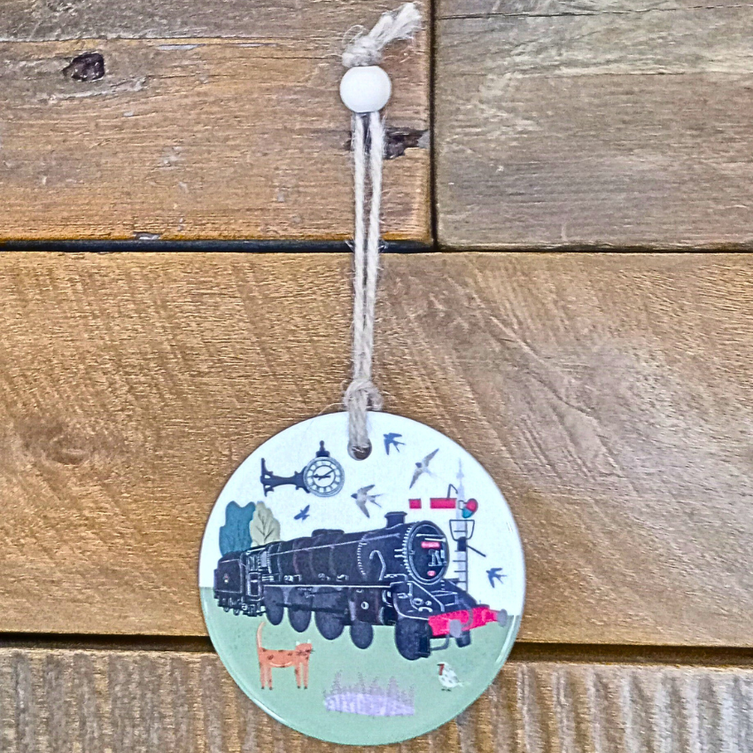 Deck the halls 🌲🎁🎅 We've a tree-full of train themed decorations to get your home looking festive! Check out our exclusive hand painted glass baubles and the wonderful range of decorations from Whitby based artist, Jess Hogarth.

Shop the collection shop.nymr.co.uk/collections/ba…
