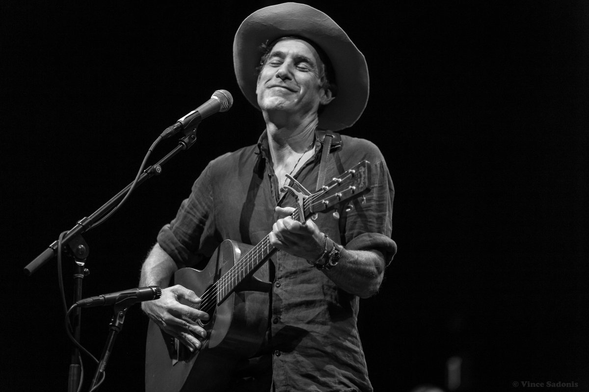 FavoriteSightsSounds tweet media