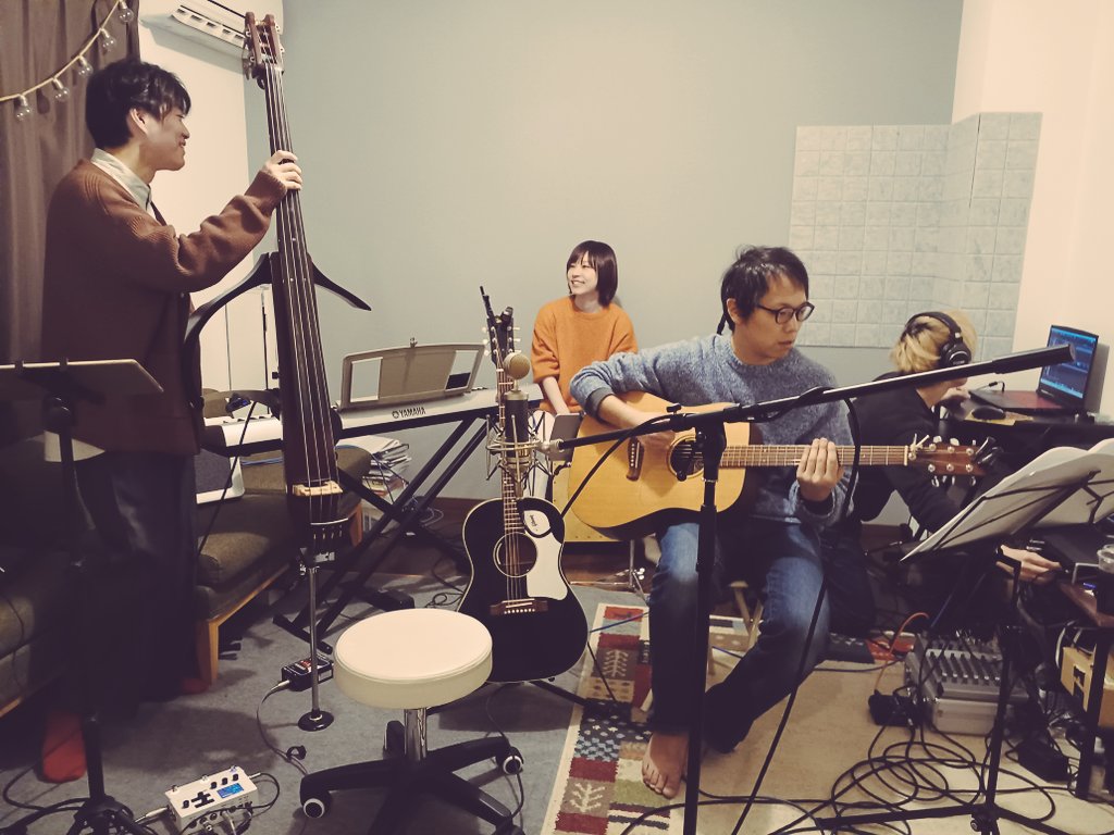 昨日はカバー動画の撮影in大八木ハウスでした🏠️
半スタジオの様に改造されたありがたき環境👏
来年ちょっとずつ公開していけると思いますが、Xはカバー動画の投稿NGなので是非Tik Tok始め他SNSの方でチェックお願いします👮
夏央さんはこの後の打ち上げもいつも通りちゃんとぐでんぐでんでした👍️🍺