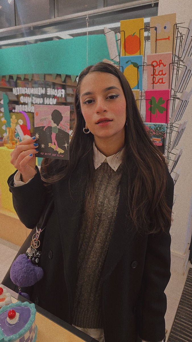 StarismaStudio's tweet image. Today's reminder:
Go With The Flow 🪻

#selflove #MentalHealthMatters #artist