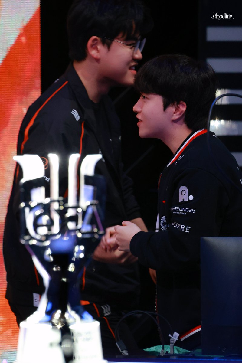 Bloodline_GU's tweet image. 251111 KeSPA Cup 

HQ📷

#Gumayusi #구마유시 #이민형
#Keria #케리아 #류민석

@gumayusi_min @T1keria