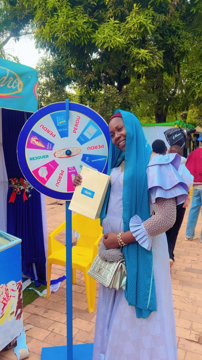 SandraIceCream2's tweet photo. Moments de bonheur à Bamako Parc Magic!

Des sourires, des glaces et des moments inoubliables ! Venez rejoindre la fête avec Sandra Ice Cream et tentez votre chance à la roue de tirage ! #SandraIceCream #BamakoParcMagic #MomentsInoubliables https://t.co/wLsGNz2wzi