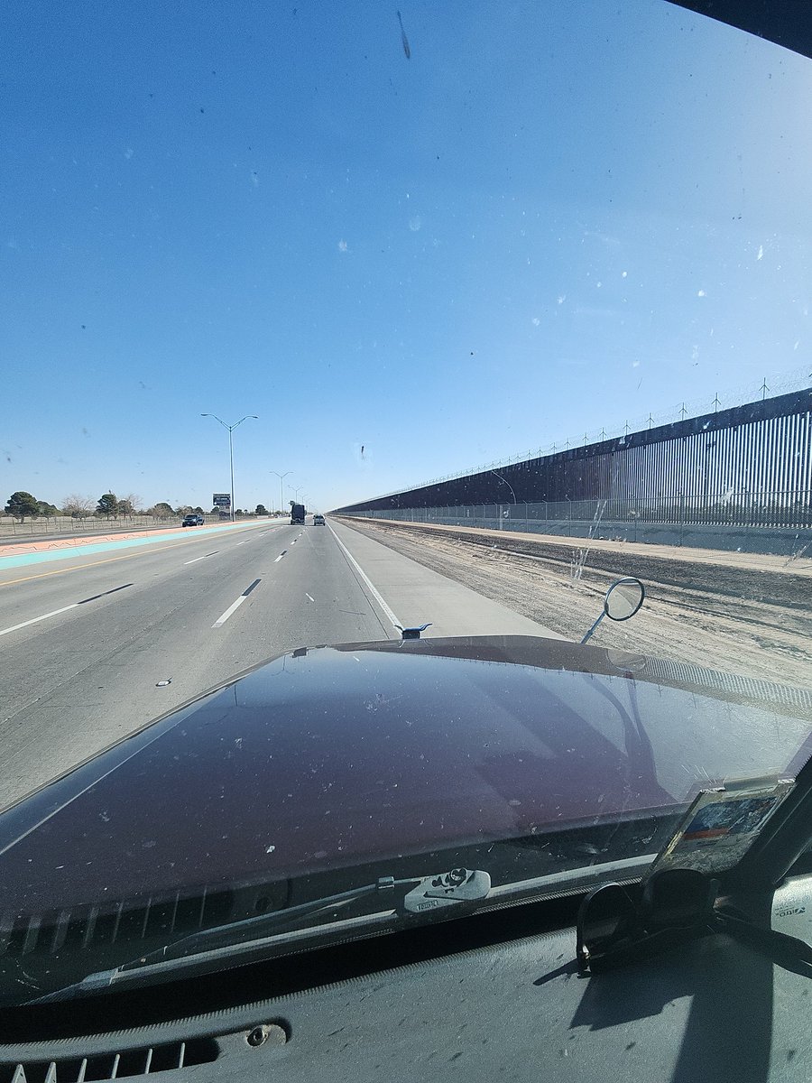 Mr. President we thank you and all the Border Patrol agents for your hard work..She is beautiful!! El Paso sector <a href="/realDonaldTrump/">Donald J. Trump</a>
<a href="/WhiteHouse45/">The White House 45 Archived</a>