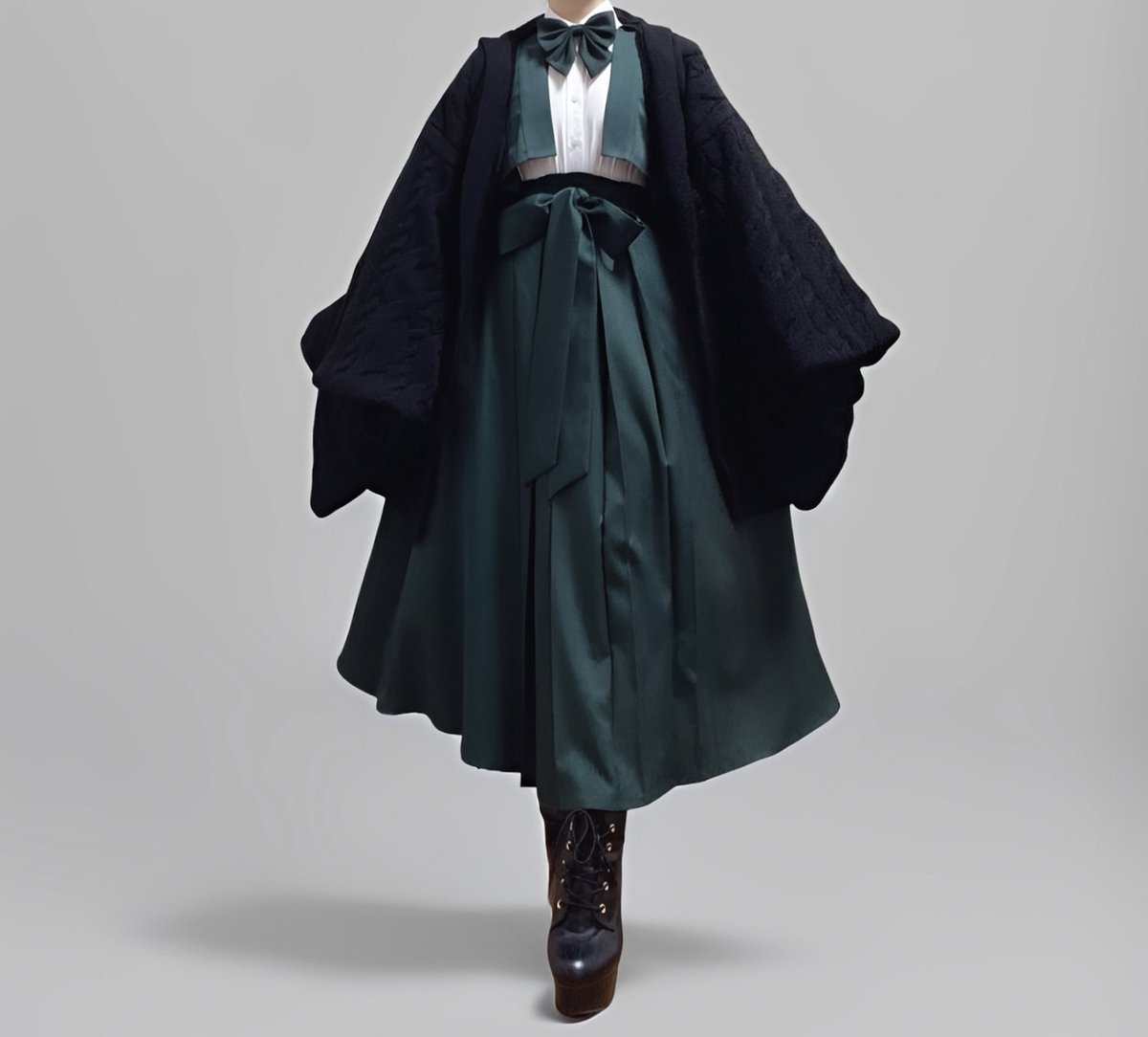 misamaru_kimono's tweet image. 冬の現代的和洋折衷コーデ。
ショート丈羽織と袴スカートのセットアップにニット羽織を合わせたスタイルが暖かい。