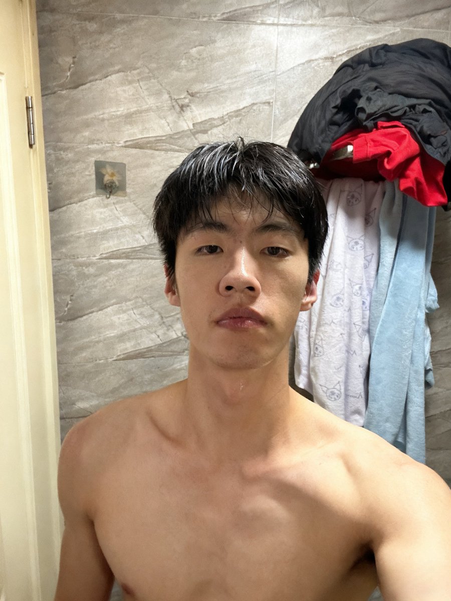 佚名 tweet media