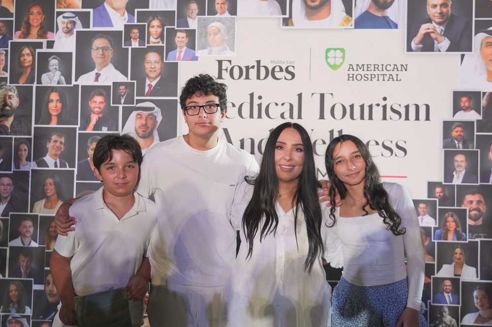 اليوم الثاني انطلق بلقاءات تواصل هادفة، حيث استلهم الحضور من نقاشات اليوم الأول، واستكشفوا آفاقًا جديدة في مجالات السياحة العلاجية والرفاهية الصحية. 