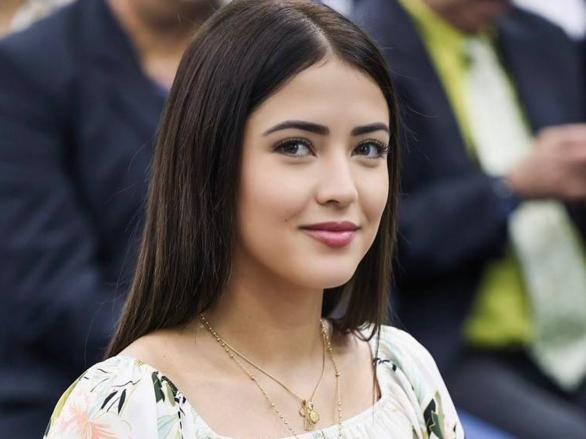 ElKevbeck's tweet image. estos dos tampoco han cargado un tobo en su vida y los tienen dando conferencias y de eso no dices nada