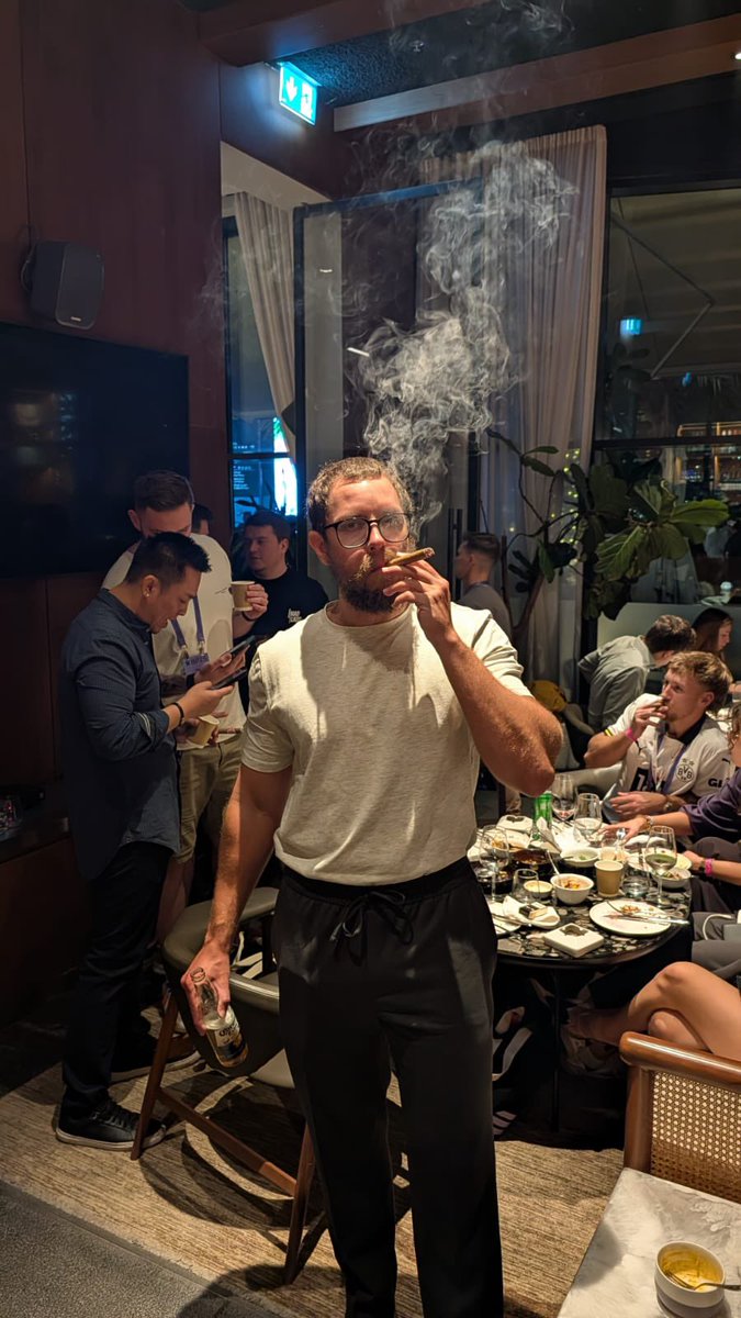 RadMax 🌌 tweet media