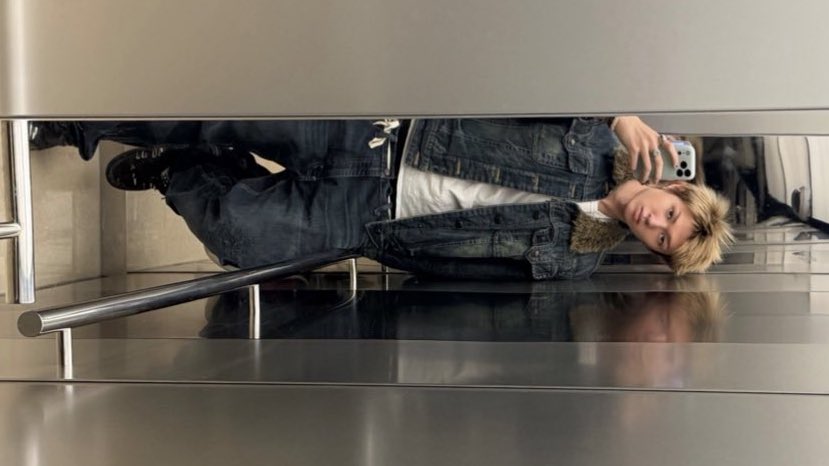 cortisrecords's tweet image. martin and his elevator selfies are so peak