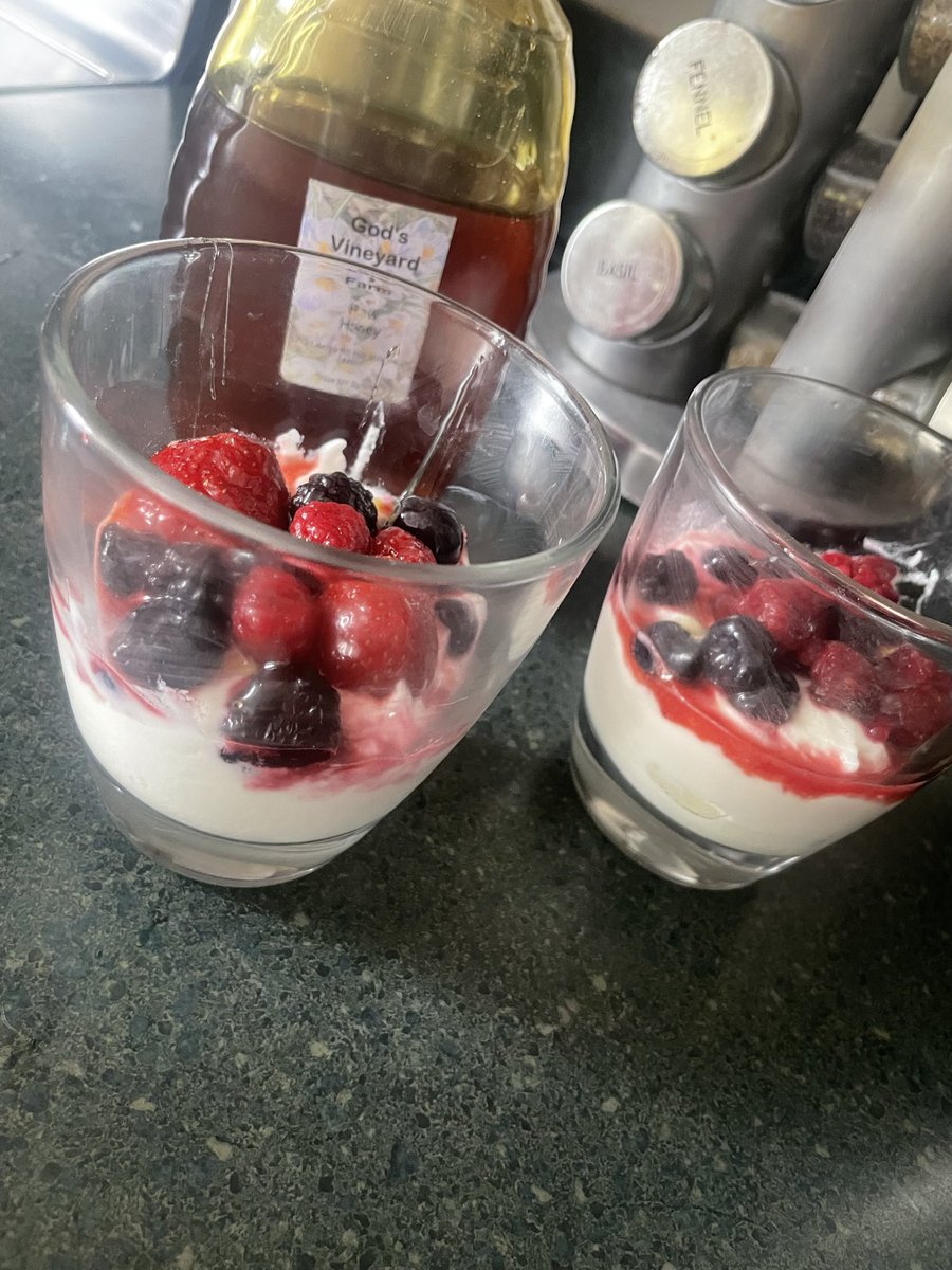 SurvivorDescended tweet media