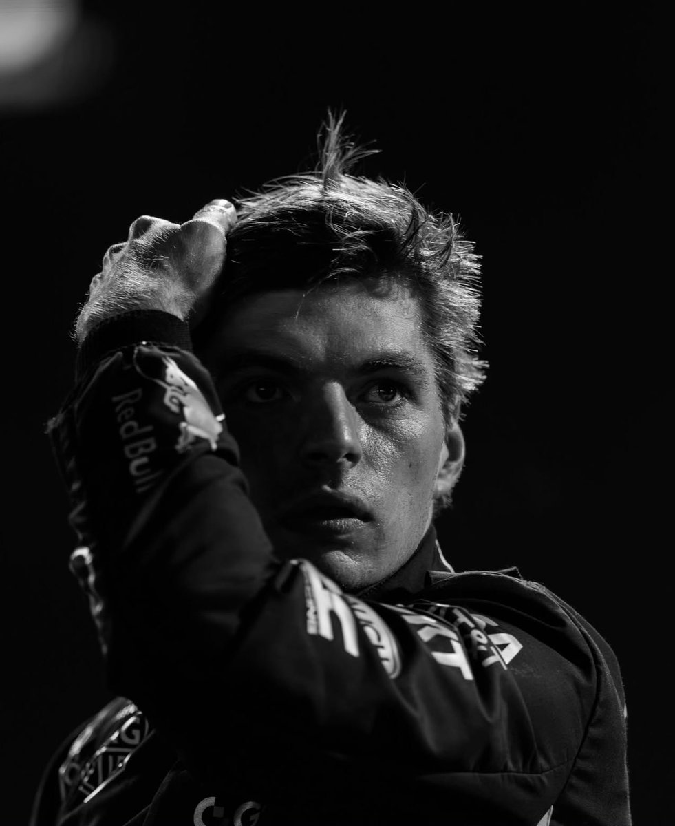 Semmieeef1's tweet photo. Vladimir truly gave us some of the best pictures again this season https://t.co/FgojU53xSX