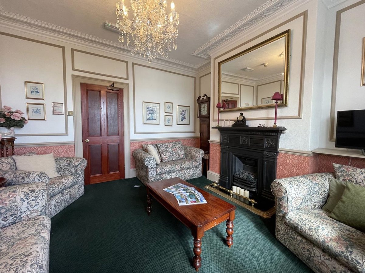 CPHestateagents's tweet photo. 🌊 L O N G W E S T G A T E 🌊
This impressive Grade II listed Regency townhouse, currently run as a superior guest house, offers 7 rooms (five en-suite), spacious private owners’ accommodation, stunning south-facing sea views, and a walled garden. 
🔗 https://t.co/YtgyQQPwjw https://t.co/8Vfbj11b1i