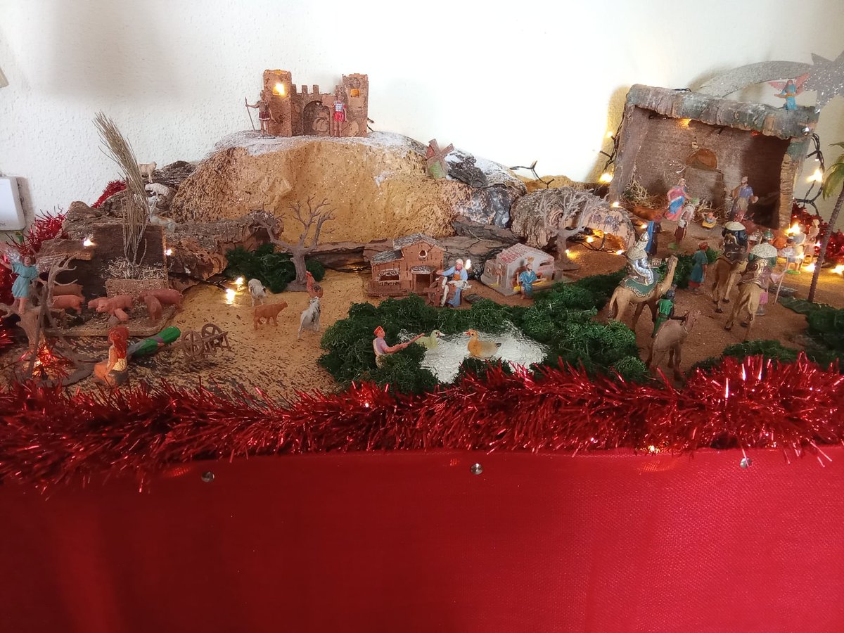 ¡¡¡FELIZ NAVIDAD Y MAGNÍFICO 2026!!! jfcalderero.wordpress.com/2025/12/11/fel…