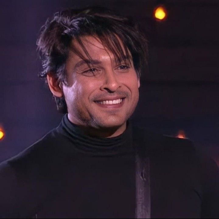 TheHottestDevil's tweet photo. Sidharth’s smile had the power to brighten even the dullest day

#HBDSidharthShukla https://t.co/PM1Zq1hQmN