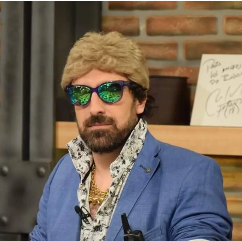 Supongo que el culicagado de Chiqui Tape ya se estará asesorando con el Gran Tito Jackson . . . <a href="/alfremontes/">Alfre Montes de Oca</a> <a href="/juancasterok/">Juan Claudio Castro</a> <a href="/agufantasia/">Agustín Fantasia</a> <a href="/Ernestou/">Ernesto Provitilo</a>