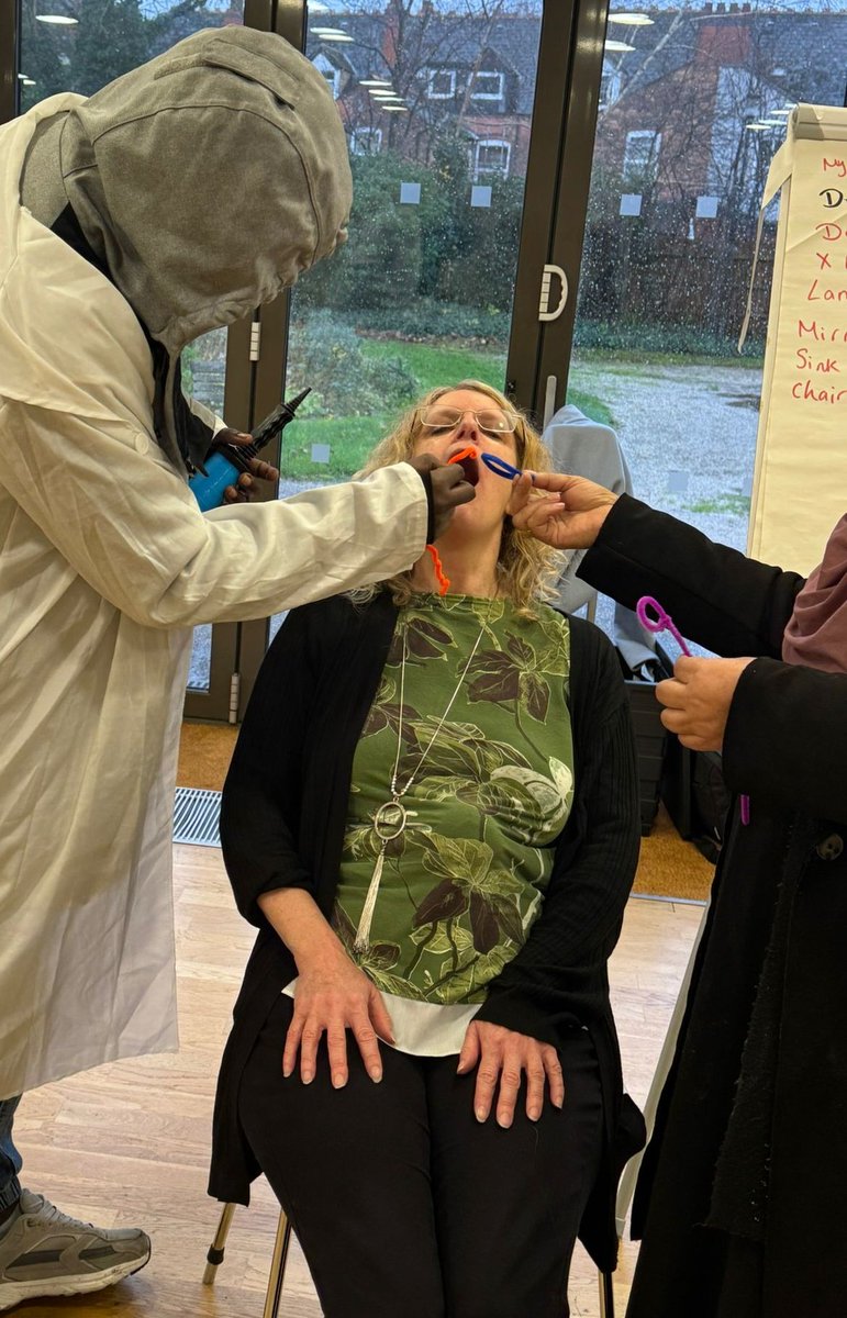 Creative English tweet media