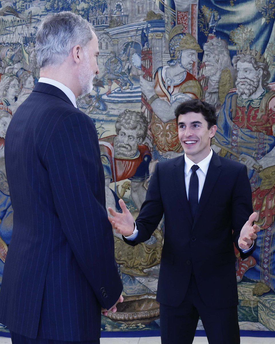 Un día Real 👑

As a recognition for his great achievements as a rider and a man, today <a href="/marcmarquez93/">Marc Márquez</a> and his brother <a href="/alexmarquez73/">Alex Márquez</a> have met Felipe VI, the King of Spain, in a special hearing in Madrid. 

#ForzaDucati