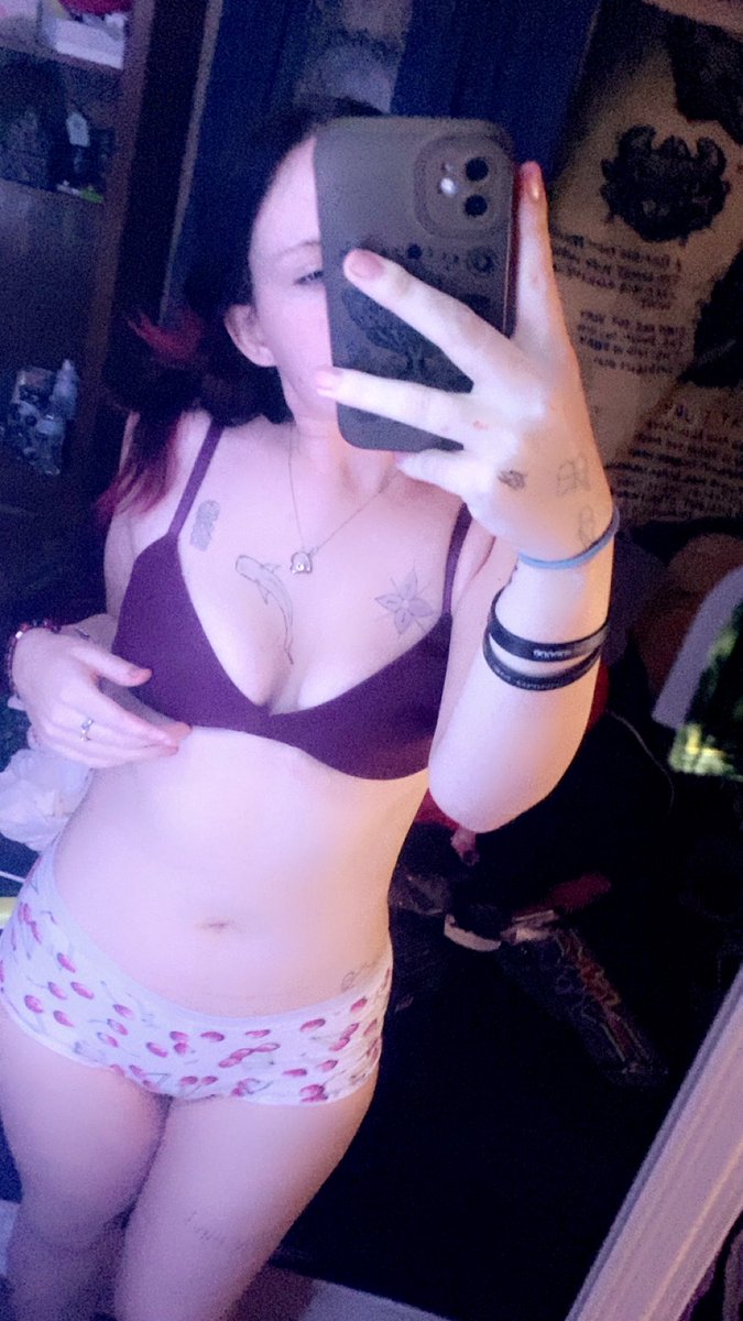 Dar• nsfw• tweet media