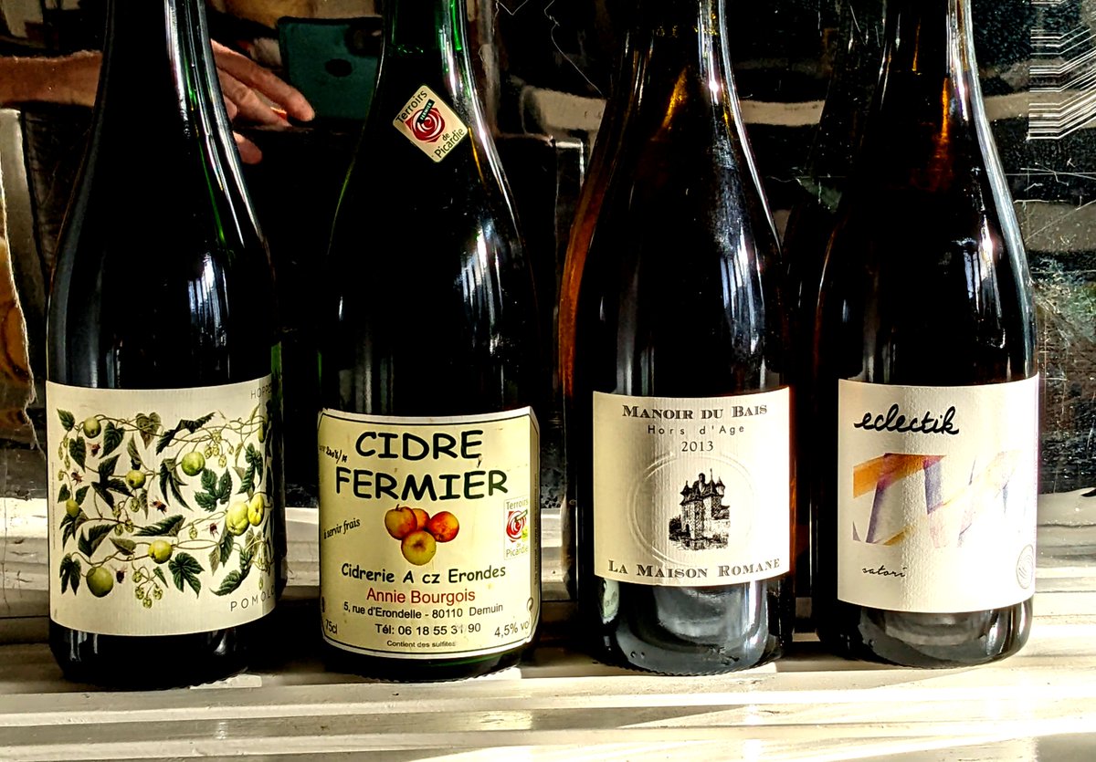 hutin1v2v's tweet photo. Planète cidre #11
exploration / diversité / spéléologie
#cidre #poiré #vintage
#suede 2023 / Pomologik Cider
#somme 2008 / Cidrerie A CZ Erondes
#paysdauge 2013 / La Maison Romane
#bourgogne 2021 / Eclectik
#cider #perry #sidro #sidra #apfelwein https://t.co/nGfLLbKAKz