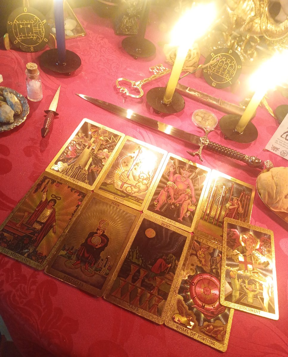 Lauhellween's tweet image. Esse é o meu novo troféu do tarot

Adoro quando pessoas ruins se fodem! Antes de atacarem um inocente, sempre pensem que essa pessoa pode muito bem ser protegida 😉 

Minhas velas estão sempre em dia, querer usar meus deuses contra mim e ainda DEVER ELES é piada pura
