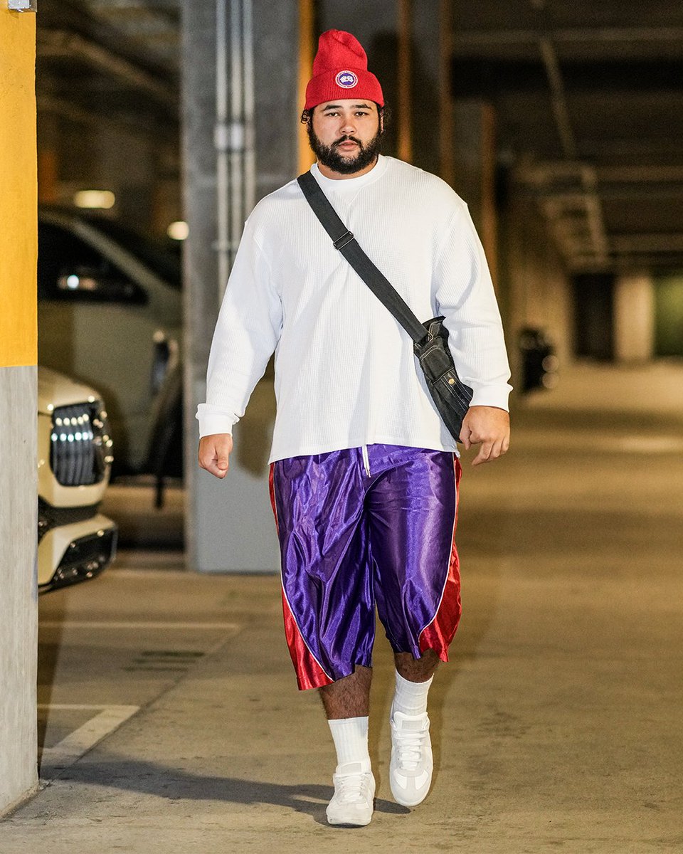 Our center has more swag than yours
RT to #ProBowlVote + Sean Rhyan