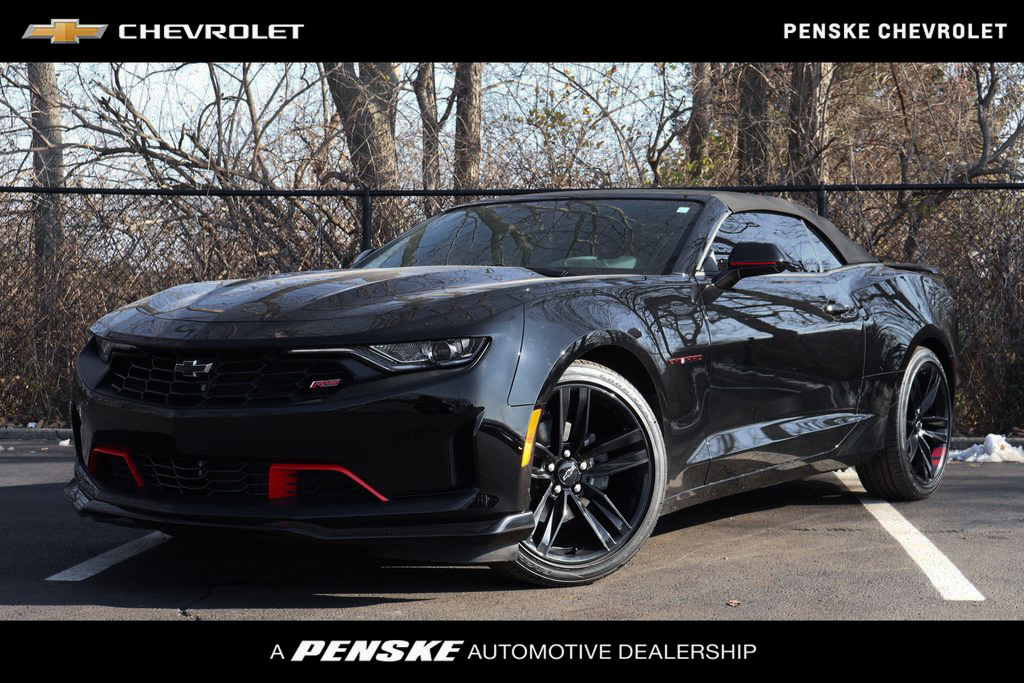 Experience power, style, and advanced tech in this certified pre-owned 2023 #ChevroletCamaro 1LT. Its sleek black exterior, 3.6L V6 engine, and 10-speed automatic transmission deliver thrilling performance with impressive efficiency. #PenskeChevrolet