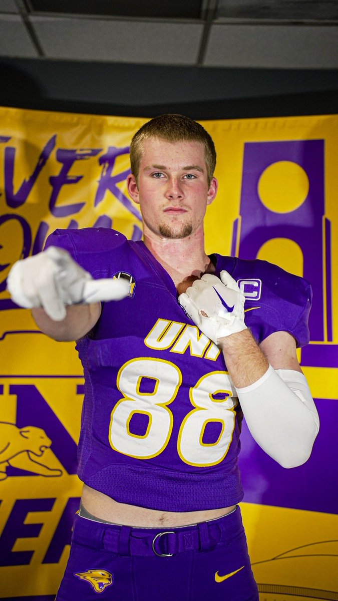 #AGTG After a great phone call and visit, I am blessed to have received my first D1 offer from the University of Northern Iowa! #gopanthers
<a href="/CoachNThompson/">Nate Thompson</a> <a href="/tstepsis/">Todd Stepsis</a> <a href="/UNIFootball/">UNI Football</a> <a href="/NevadaCubsFB/">Nevada Cubs Football</a>