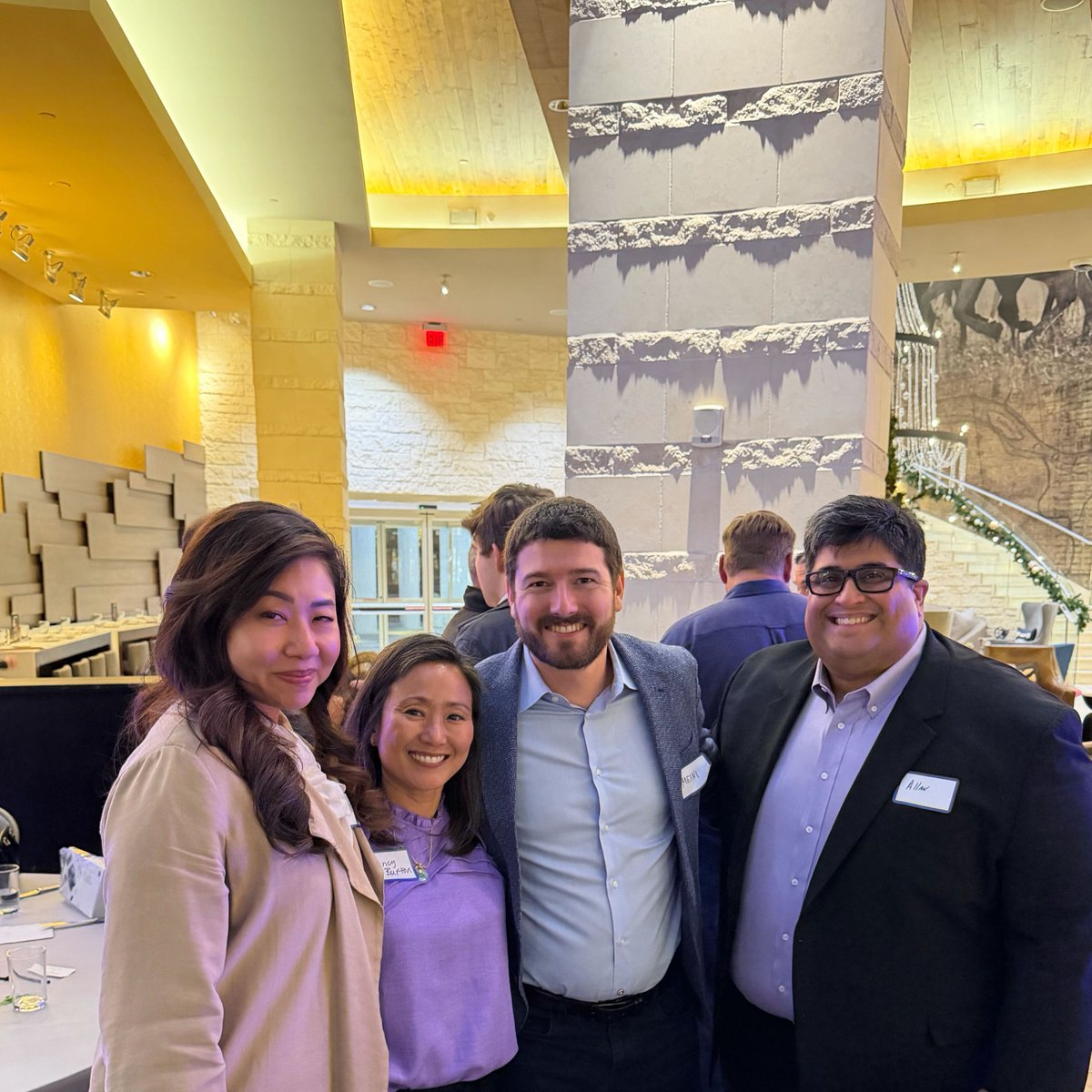 weka's tweet image. ✨ Had a fantastic evening with our partners at @Dell. 

Bringing WEKA + Dell’s AI teams together sparked the kind of real, high-value conversations this industry needs. Exciting things ahead as we build the next-gen AI factories together.