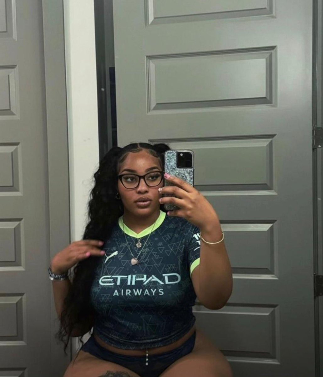 _big___q's tweet photo. Man chest er City ✅
#RMDMNC 
Jerseys available ✅ https://t.co/a6evAwlcEu