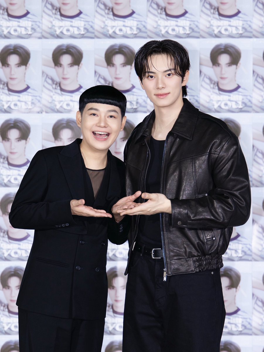 djnuii's tweet image. ทรงพระสิริโฉม เป็นแก้วเป็นแสงมากเพคะฝ่าบาท 

#이채민 #LCM #LEECHAEMIN
#LEECHAEMIN_TOUR_IN_BKK