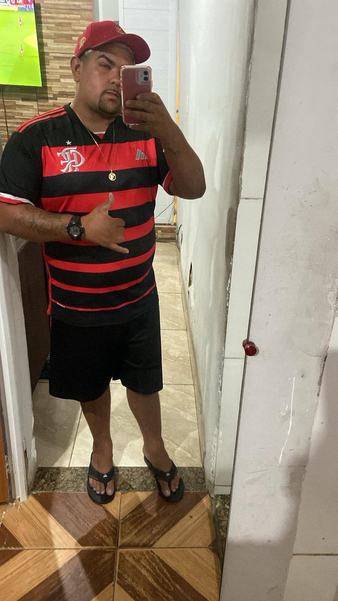 fernandorlk22's tweet photo. Muito bom ser flamengo ❤️🖤 https://t.co/yr2ntjqDe6