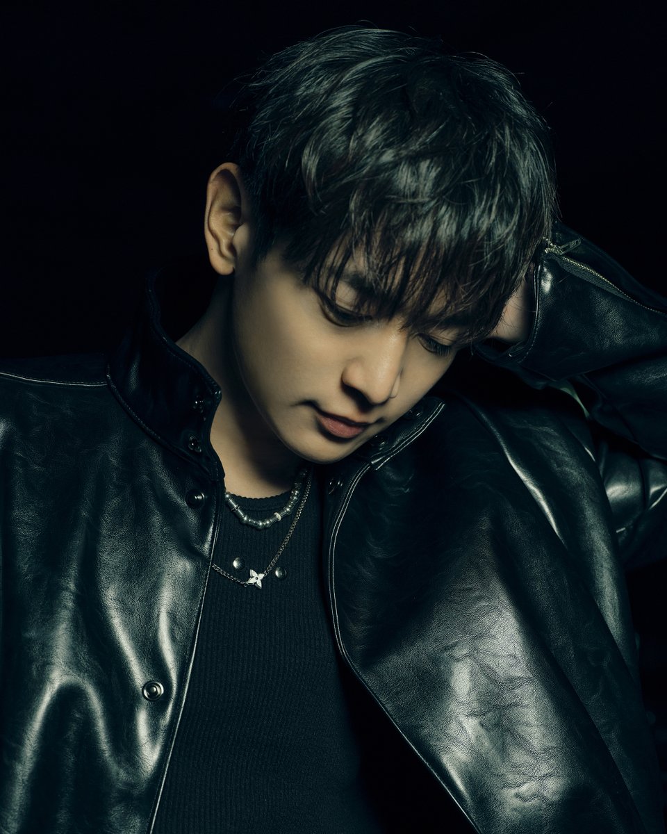 SHINee's tweet image. MINHO 민호 'TEMPO' MV Image

MINHO 민호 The 1st Single 【TEMPO】
➫ 2025.12.15 6PM (KST)

💿Pre-order
MINHO.lnk.to/TEMPO

#MINHO #민호
#TEMPO #MINHO_TEMPO
#SHINee #샤이니