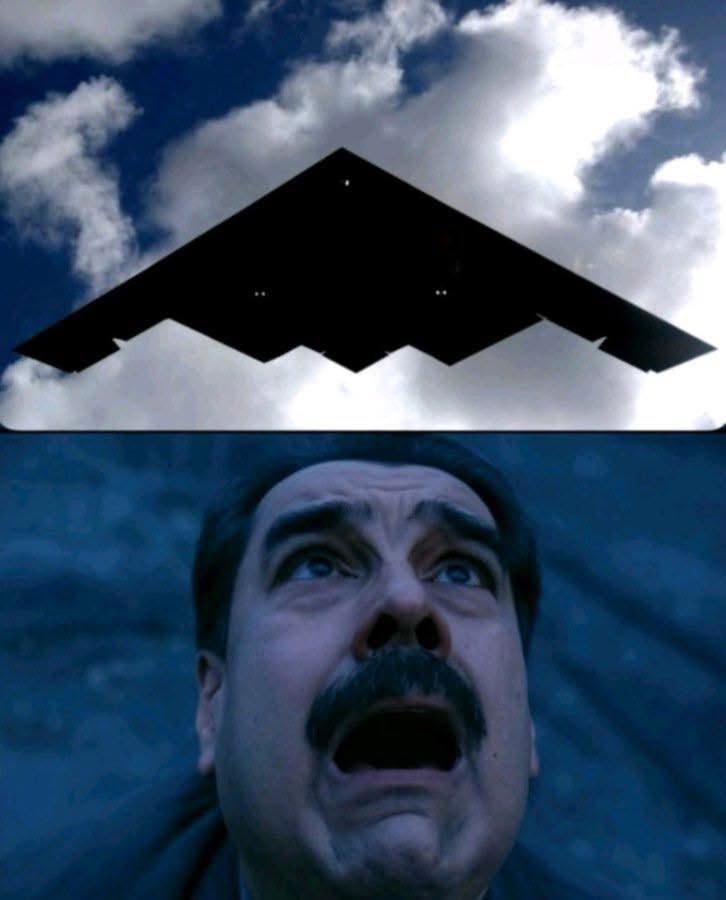 Maduro viendo cómo al cielo le empiezan a faltar pixeles.