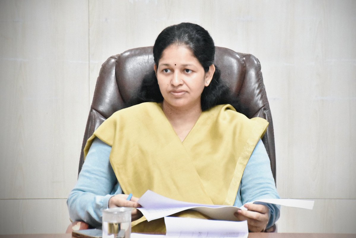 आदर्श आचरण संहिता तत्काल प्रभाव से लागू.

त्रि-स्तरीय पंचायतों एवं नगरीय निकाय के उप निर्वाचन को स्वतंत्र एवं निष्पक्ष संपादित करने के लिए दिया गया आदेश.

RM: facebook.com/share/p/17ms1u…

<a href="/ECISVEEP/">Election Commission of India</a> <a href="/CEOMPElections/">Chief Electoral Officer, Madhya Pradesh</a>

#JansamparkMP #रीवा #Rewa