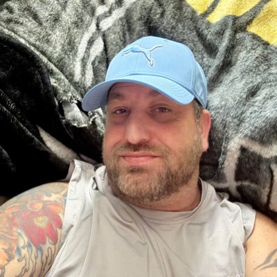 JrNarquini's tweet photo. #NewProfilePic https://t.co/0BSTj7ifPv