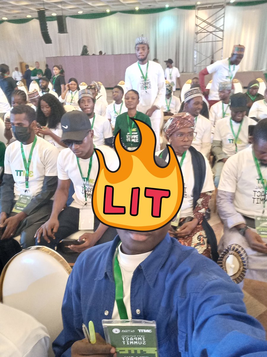 scripter_js's tweet image. AT THE PRESIDENTIAL VILLA 🥶