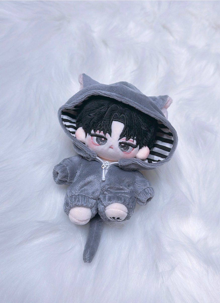 r0r0_ror's tweet image. 🎄크리스마스 이벤트🎄

🧸 : 쇼자헌,도롱재관,도롱솔음
🗓️ : 25.12.25

 #RT 추첨 세분께 쇼자헌, 도롱재관, 도롱솔음을 랜덤으로 보내드립니다! (선택 불가, 랜덤, 양도 X , 반환 O , 이벤트성 팔로우 X , 소장인증 O)

#괴담출근