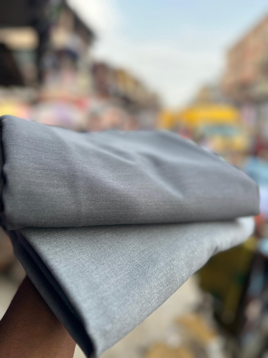 dluxefabrics's tweet photo. @comfortcafex 💸 💵 

Italian Wool lovers, come close 😍✨
This fabric is perfect for refined men’s looks — senator styles, two-piece outfits, tailored trousers, kaftans and classy native wear.
Price:: ₦7k per yard (28k-4yards).
Quality you can’t miss.
📩 DM to patronise. https://t.co/CmOQ5CpXd0