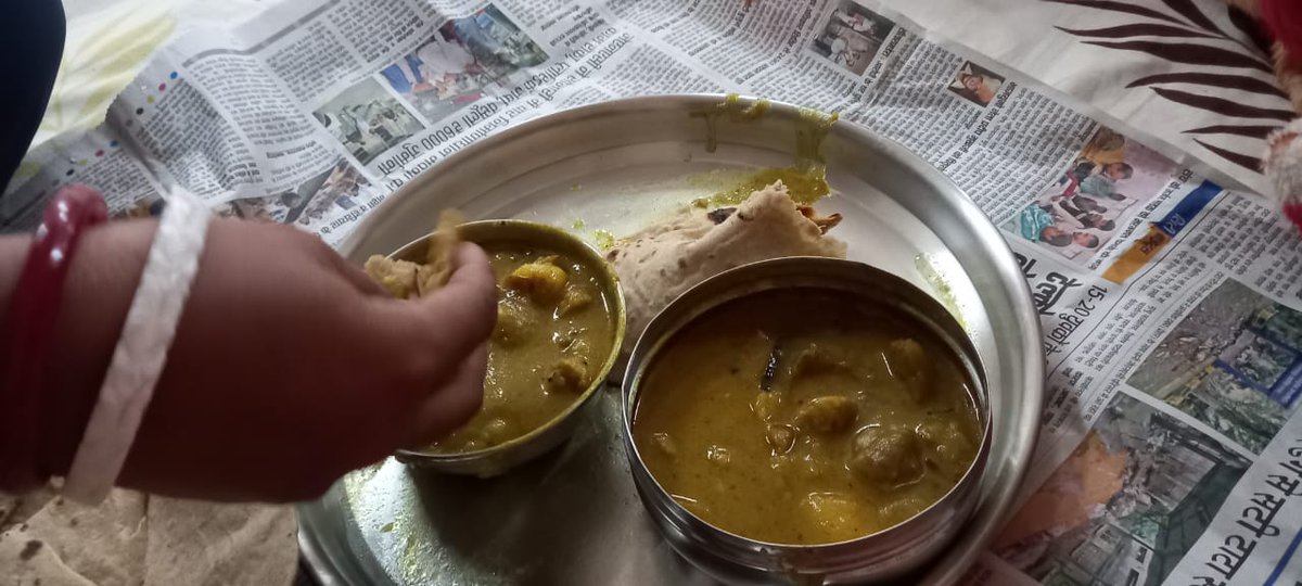 जवानो की प्राप्त जानकारी के अनुसार प्रशिक्षण के दोरान भोजन हेतु अपना रु० जमा कर मेस चल रहा  बदसेबत्तर खाना है सब्जी के नाम पर केवल आलू परोषाजारहा हैसिजनके  मुताबितहरी सब्जीएवं अन्य कोई तरकारीनहींबतीइस का विरोध जताने वाले केम्प में ट्रेनिंग लेने गये जवानों को डाटडपट किया जा रहा है