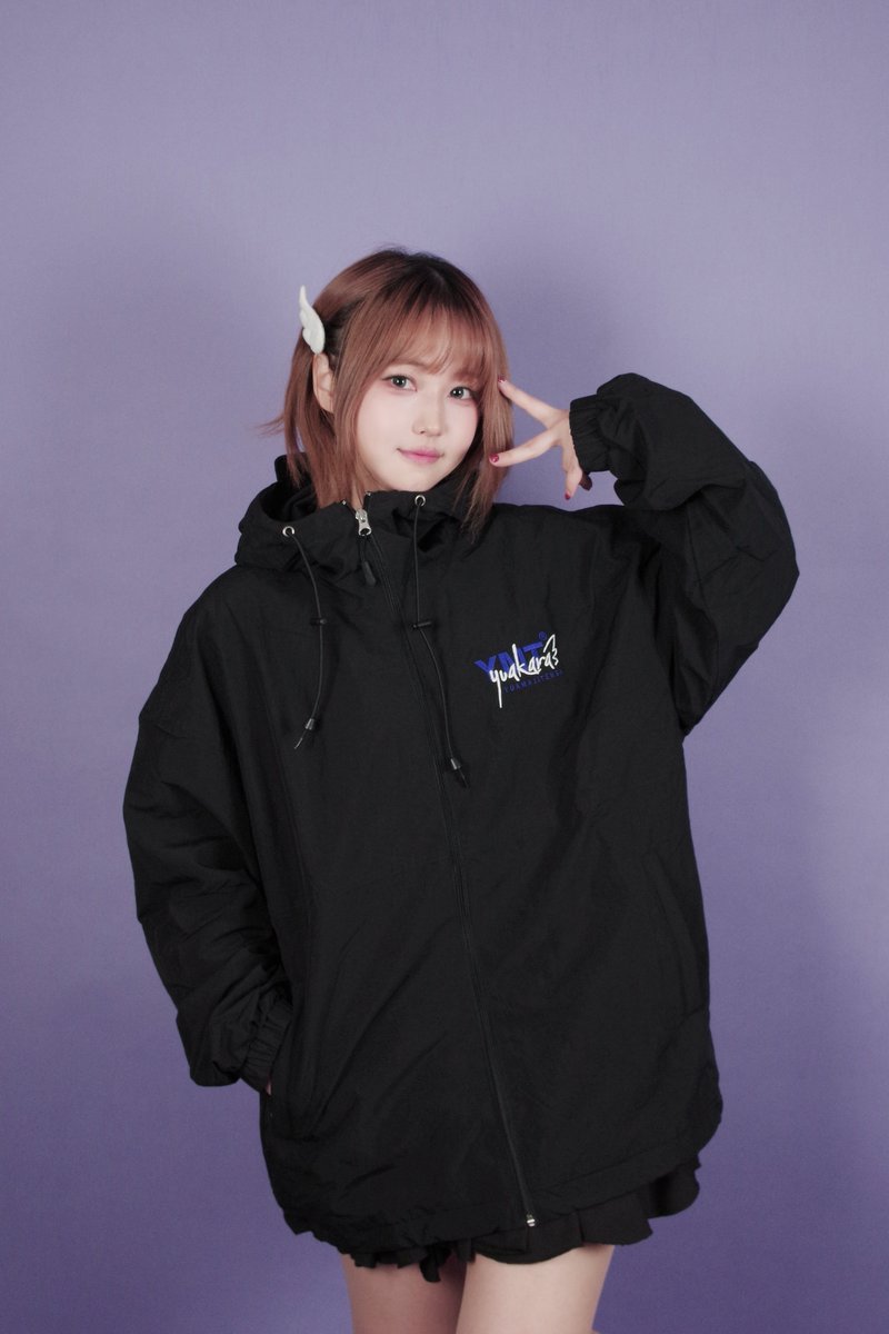 冬の新作でウィンドブレーカージャケットが出ますー！！！めっっっっ